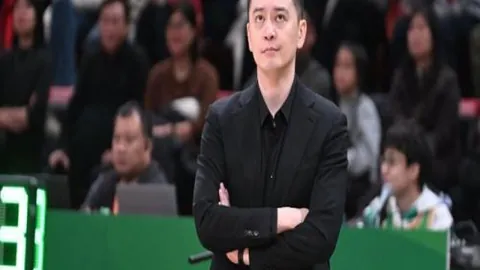 意甲第11轮：羅馬1-2敗於AC米蘭，伊布低射遭紅牌驚驚馬離場